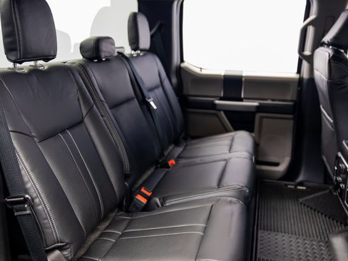 Used 2021 Ford F250 XLT w/ XLT Value Package image 31