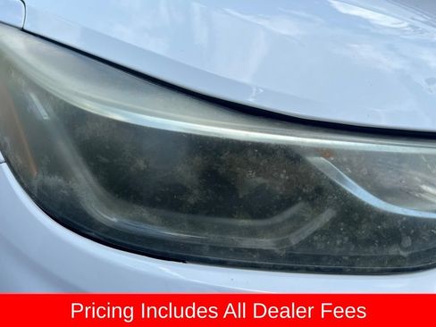 Used 2017 Chevrolet Cruze Premier FWD image 4