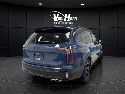 Used 2025 Kia Telluride EX X-Line AWD/4WD image 3