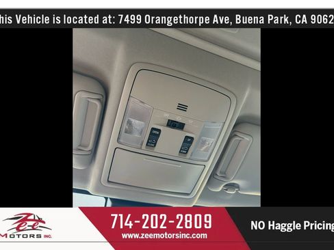 Used 2017 Toyota RAV4 Limited image 26