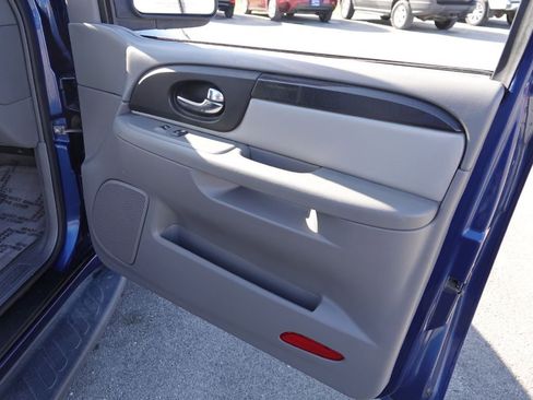 Used 2006 GMC Envoy XL SLE image 33