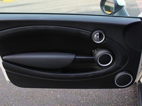 Used 2012 MINI Cooper S image 15