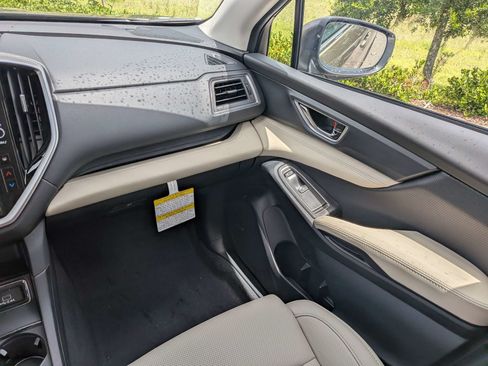 Used 2026 Subaru Ascent Limited AWD/4WD image 17