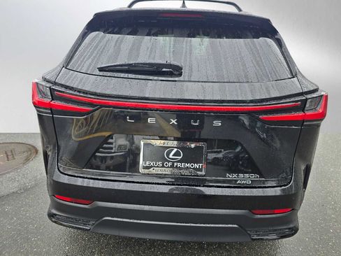 Used 2025 Lexus NX 350h AWD w/ Premium Package image 4
