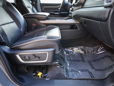 Used 2024 RAM 1500 Laramie image 24