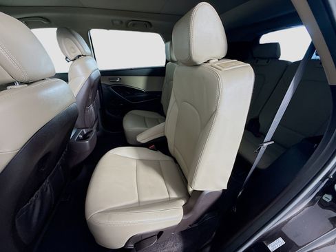 Used 2019 Hyundai Santa Fe XL image 25