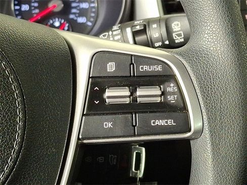 Used 2020 Kia Sorento LX image 21