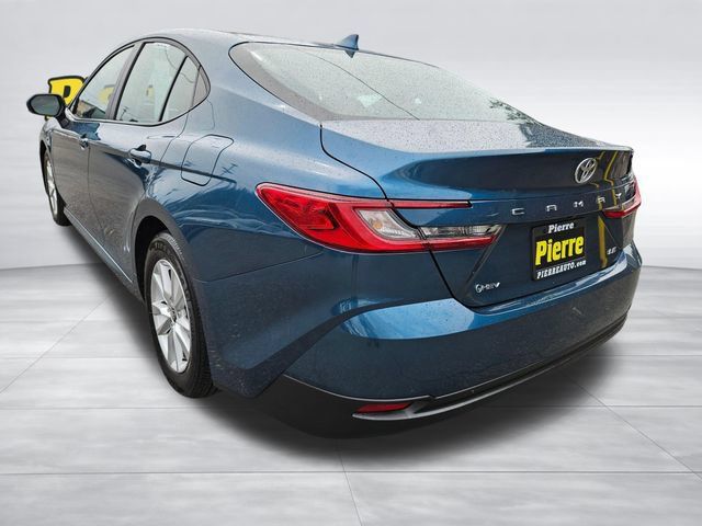 Used 2025 Toyota Camry LE FWD image 3