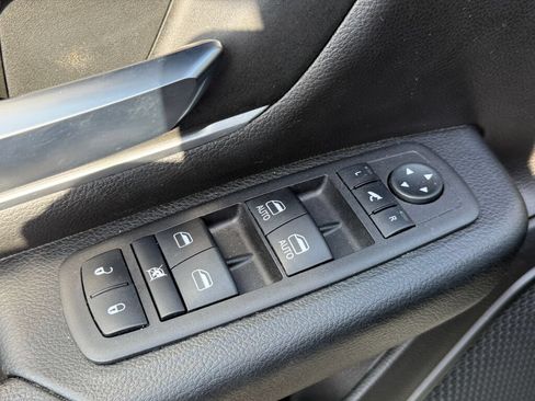 Used 2023 RAM 1500 Big Horn AWD/4WD image 18