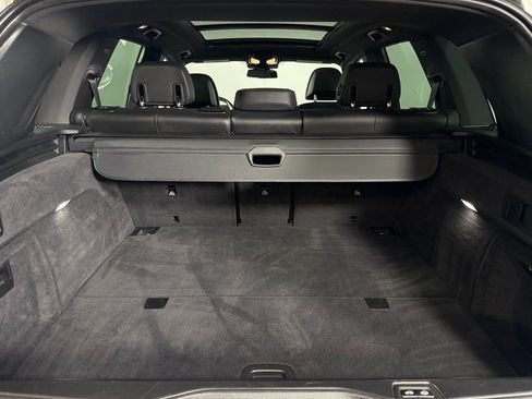 Used 2025 BMW X5 xDrive50e image 28