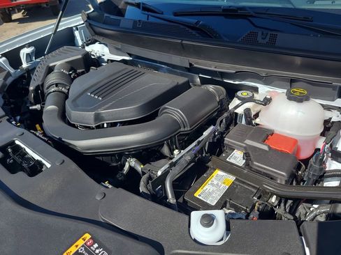 New 2026 GMC Acadia Denali w/ Super Cruise Package image 31