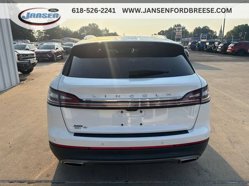 Used 2023 Lincoln Nautilus Reserve AWD/4WD image 6