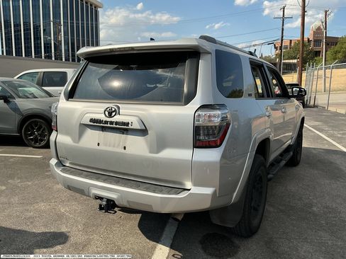 Used 2023 Toyota 4Runner SR5 AWD/4WD image 6
