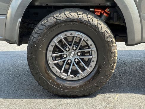 Used 2019 Ford F150 Raptor w/ Equipment Group 802A Luxury AWD/4WD image 27