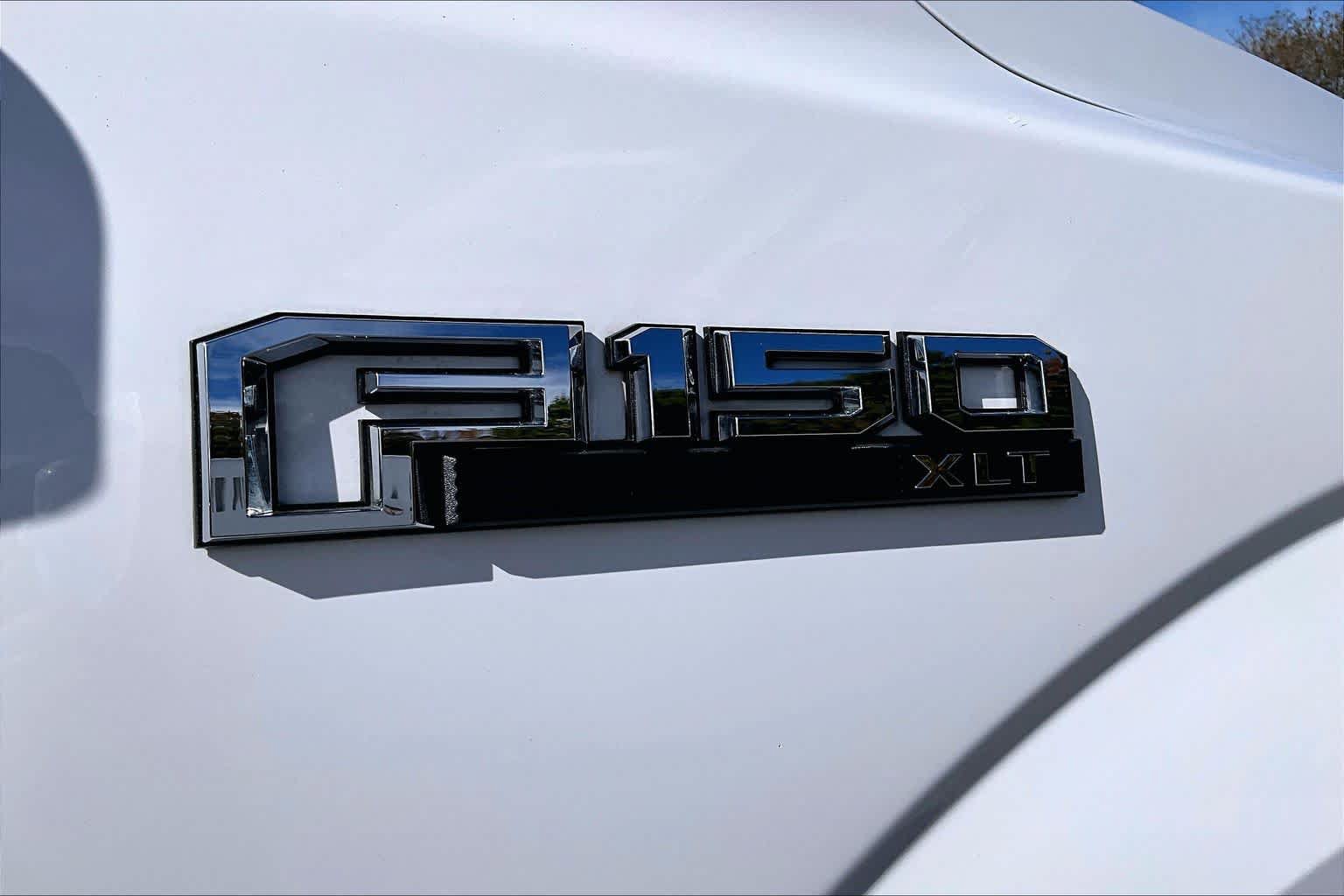 Used 2019 Ford F150 XLT w/ Equipment Group 302A Luxury AWD/4WD image 32