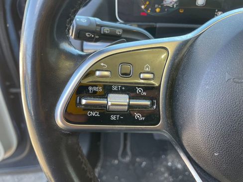 Used 2021 Mercedes-Benz GLA 250 4MATIC image 16