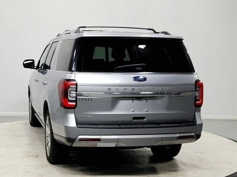 Used 2024 Ford Expedition Limited image 6