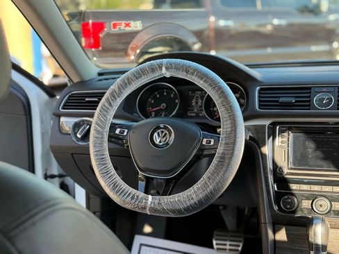 Used 2016 Volkswagen Passat 1.8T image 23