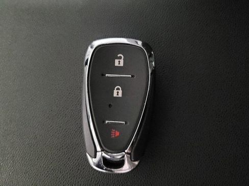 Used 2020 Chevrolet Equinox LS w/ LS Convenience Package FWD image 32
