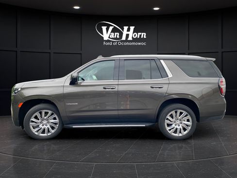 Used 2021 Chevrolet Tahoe LT w/ LT Signature Package AWD/4WD image 4