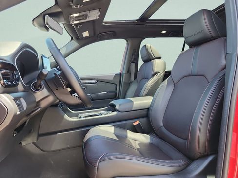 Certified 2025 Honda Pilot Black Edition image 20