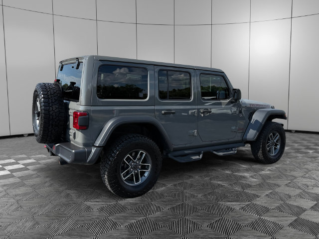 Used 2021 Jeep Wrangler Unlimited Rubicon AWD/4WD image 5