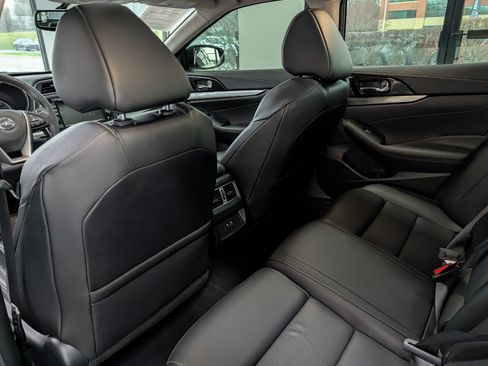 Used 2019 Nissan Maxima 3.5 SL w/ Floor Mat Group image 13