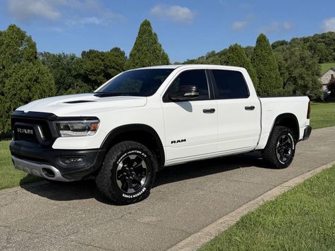 Used 2021 RAM 1500 Rebel w/ Rebel Level 1 Equipment Group AWD/4WD image 2