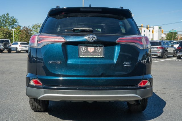 Used 2018 Toyota RAV4 XLE AWD/4WD image 6