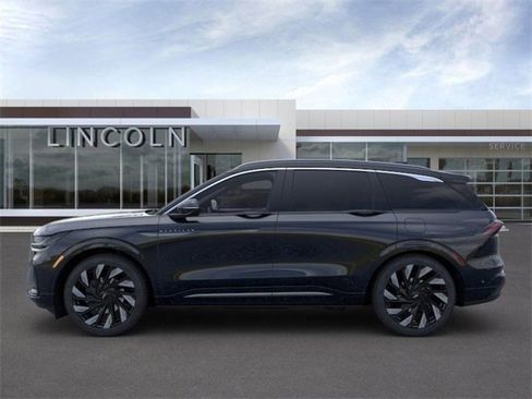 New 2024 Lincoln Nautilus Black Label w/ Jet Appearance Package (87T) image 4