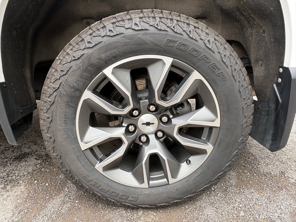 Used 2024 Chevrolet Silverado 1500 RST w/ All Star Edition Plus AWD/4WD image 15