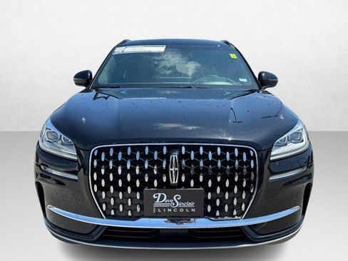 Used 2025 Lincoln Corsair Reserve w/ Equipment Group 202A FWD image 2