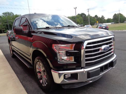 Used 2017 Ford F150 XLT w/ Equipment Group 302A Luxury AWD/4WD image 4