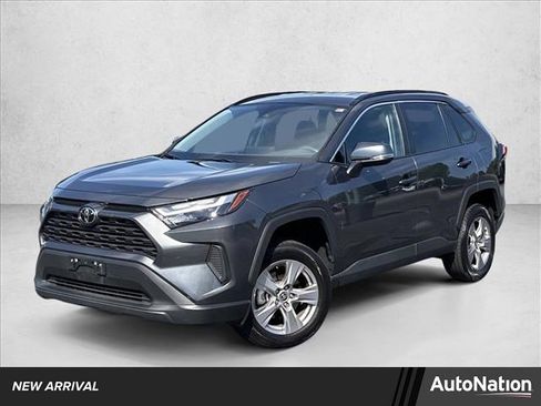 Used 2025 Toyota RAV4 XLE FWD image 1