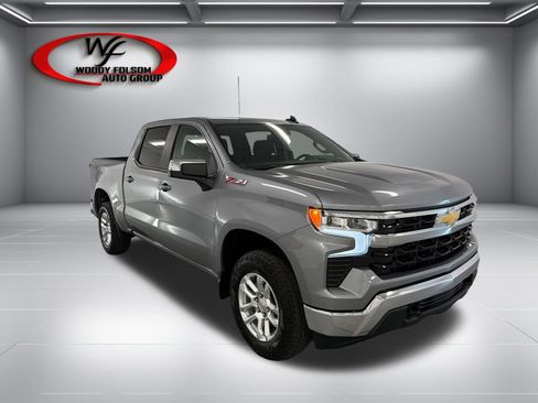 New 2026 Chevrolet Silverado 1500 LT w/ Z71 Off-Road Package AWD/4WD image 3