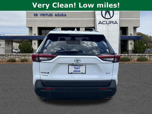 Used 2023 Toyota RAV4 XLE w/ Convenience Package FWD image 6