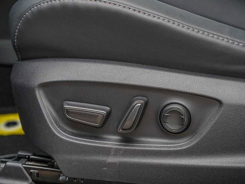 Used 2025 Toyota Crown Signia image 24