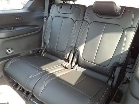 New 2026 Jeep Grand Cherokee L Limited AWD/4WD image 11