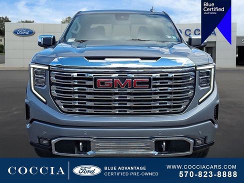 Used 2024 GMC Sierra 1500 Denali w/ Technology Package AWD/4WD image 2