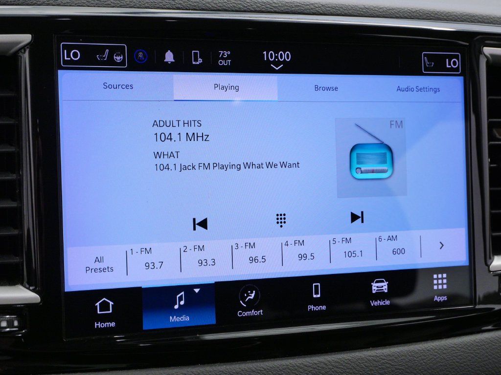 Certified 2023 Chrysler Pacifica Touring-L FWD image 27