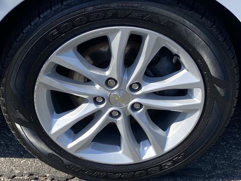 Used 2018 Chevrolet Malibu LT w/ LPO, Convenience Package 2 FWD image 24