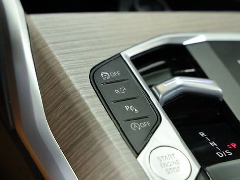 Used 2025 BMW 330i 330i image 26