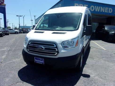 Used 2019 Ford Transit 150 XLT RWD image 3