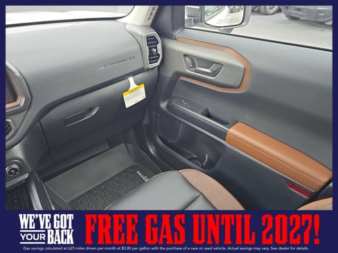 New 2025 Ford Bronco Sport Outer Banks w/ Outer Banks Tech Package+ AWD/4WD image 12