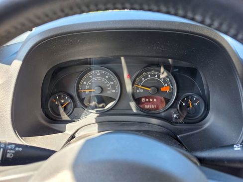 Used 2016 Jeep Patriot High Altitude AWD/4WD image 22