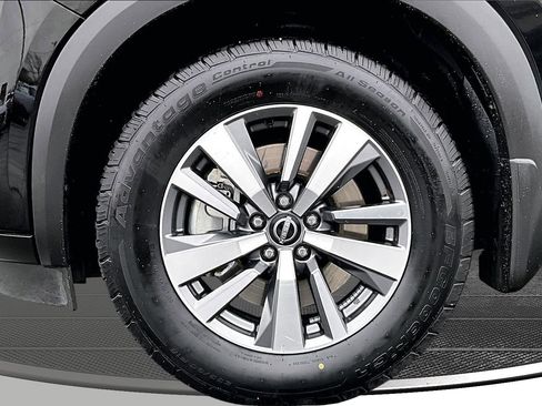 Used 2024 Nissan Pathfinder SL w/ Black Appearance Package AWD/4WD image 34