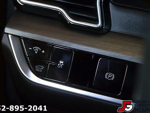 Certified 2024 Kia Sportage X-Pro Prestige AWD/4WD image 29