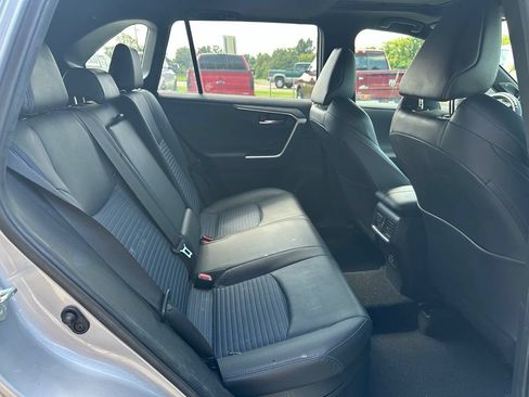 Used 2019 Toyota RAV4 XSE w/ XSE Weather Package AWD/4WD image 7
