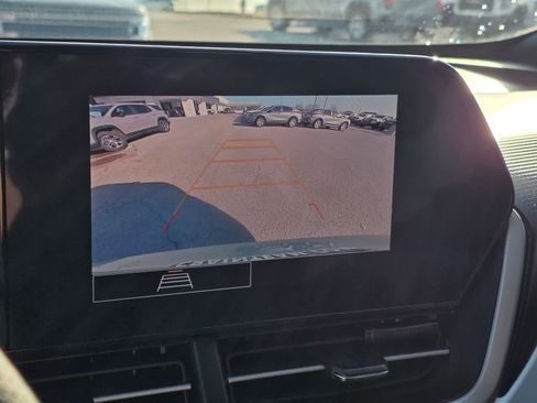 Used 2024 Chevrolet Trax RS image 17