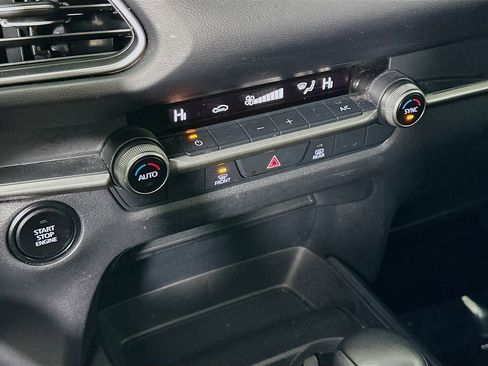 Used 2022 MAZDA CX-30 AWD 2.5 S w/ Select Package image 22